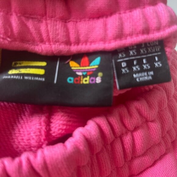 Adidas X HUMANRACE Pharrell Williams PINK HUMANRACE BASICS SHORTS IN ROSE TONE - Picture 6 of 7